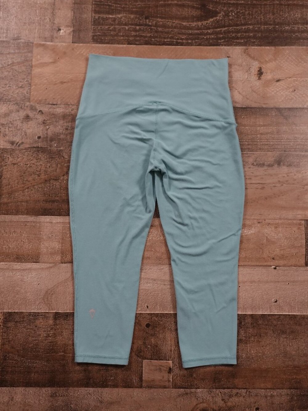 Ivivva Strong Spirit Crop Leggings Girls 12 Aqua Blue Athletic Yoga